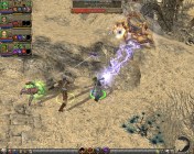 Battling scorpions in the desert in Dungeon Siege II