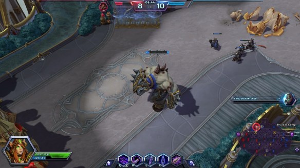 A punisher moves on the enemy base in Heroes of the Storm